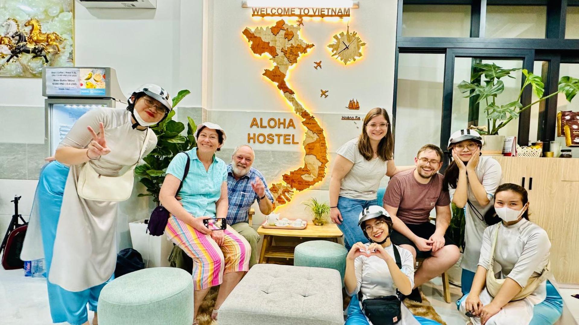 Aloha Saigon Premium Hostel By Local Travel Experts - Newly Opened, Less-Touristy Location, Spacious Rooms, Glass Shower Bathroom, Free Breakfast & Walking Tour Хошимін Екстер'єр фото