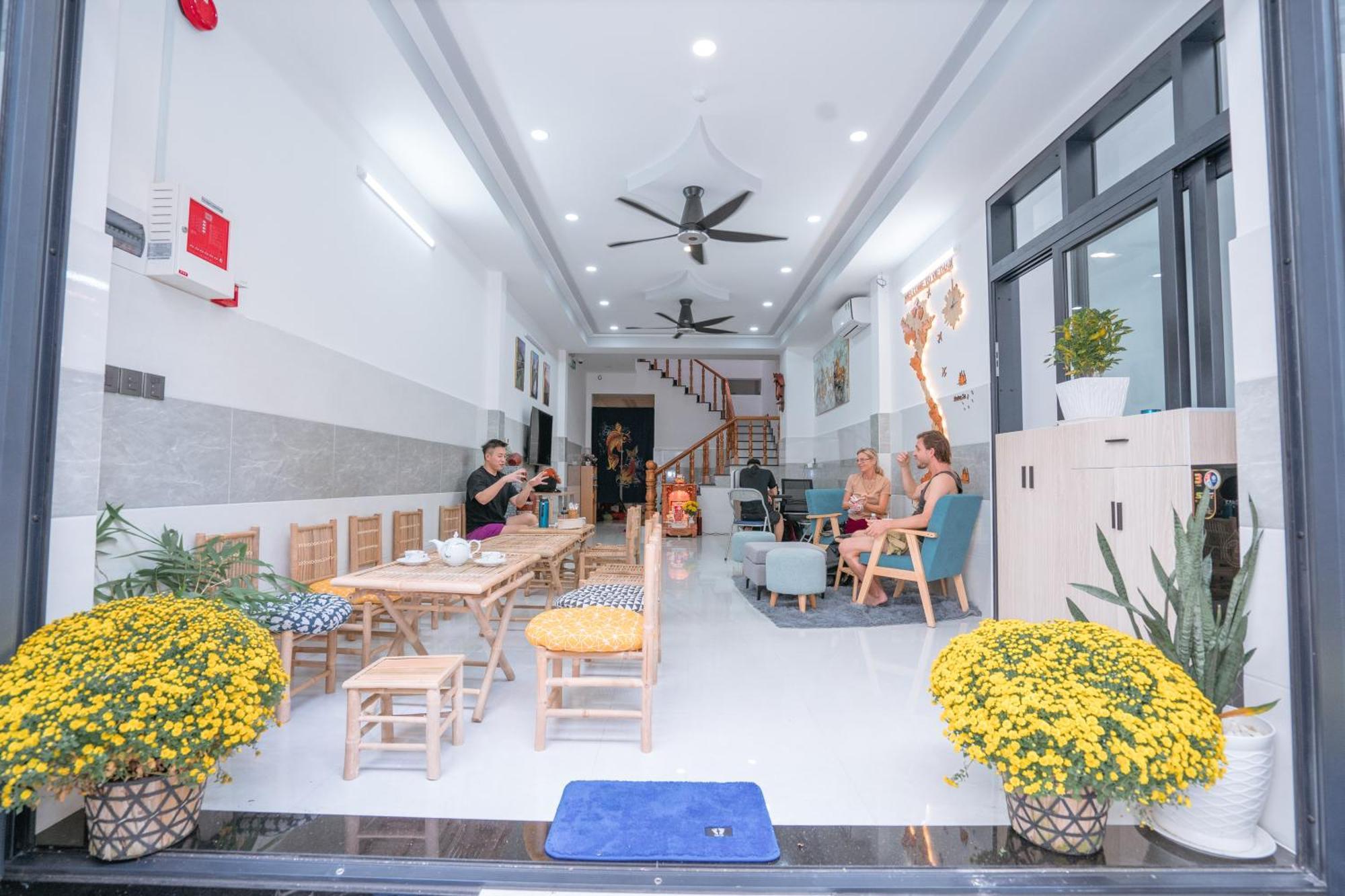Aloha Saigon Premium Hostel By Local Travel Experts - Newly Opened, Less-Touristy Location, Spacious Rooms, Glass Shower Bathroom, Free Breakfast & Walking Tour Хошимін Екстер'єр фото