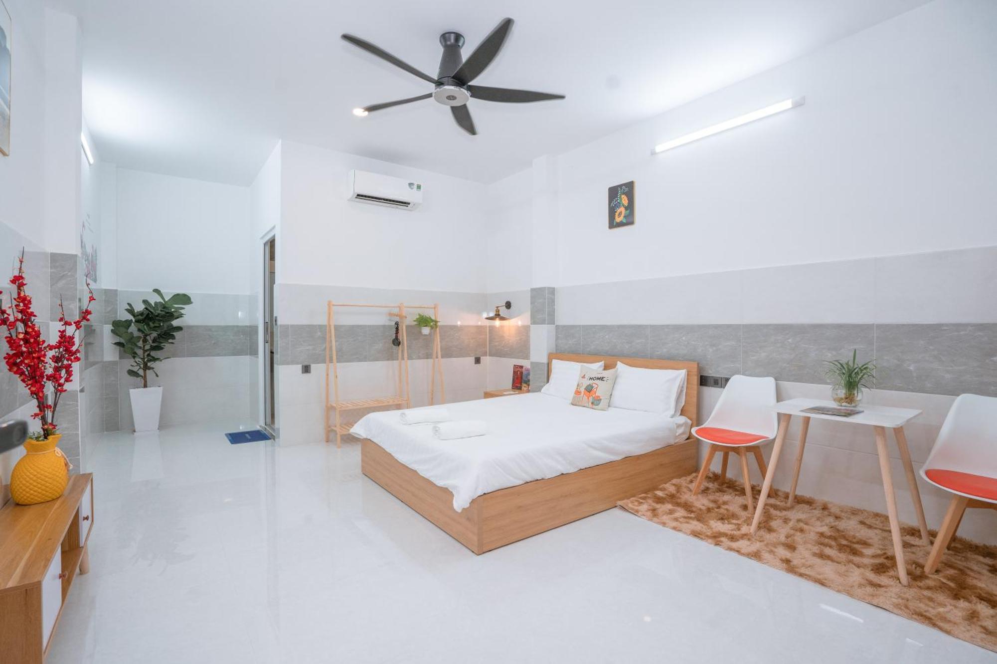 Aloha Saigon Premium Hostel By Local Travel Experts - Newly Opened, Less-Touristy Location, Spacious Rooms, Glass Shower Bathroom, Free Breakfast & Walking Tour Хошимін Екстер'єр фото