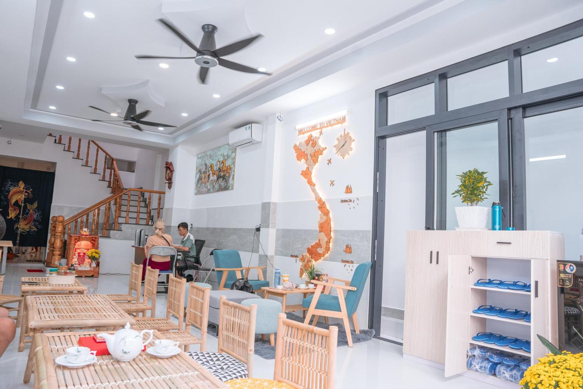 Aloha Saigon Premium Hostel By Local Travel Experts - Newly Opened, Less-Touristy Location, Spacious Rooms, Glass Shower Bathroom, Free Breakfast & Walking Tour Хошимін Екстер'єр фото