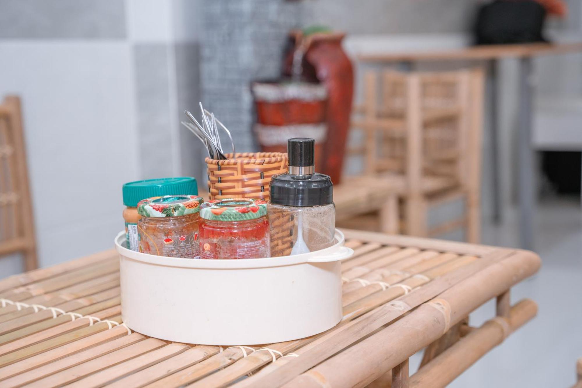 Aloha Saigon Premium Hostel By Local Travel Experts - Newly Opened, Less-Touristy Location, Spacious Rooms, Glass Shower Bathroom, Free Breakfast & Walking Tour Хошимін Екстер'єр фото